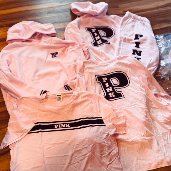 TRADED Complete Pink Tulip Set with Velvet Wild Rose details 5 Pieces - Picture 4 of 10